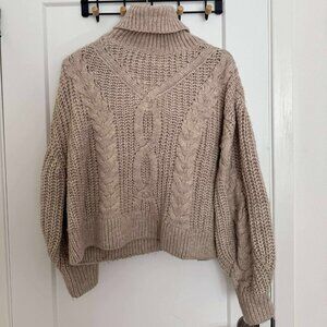 H&M Beige Chunky Cable Knit Size S